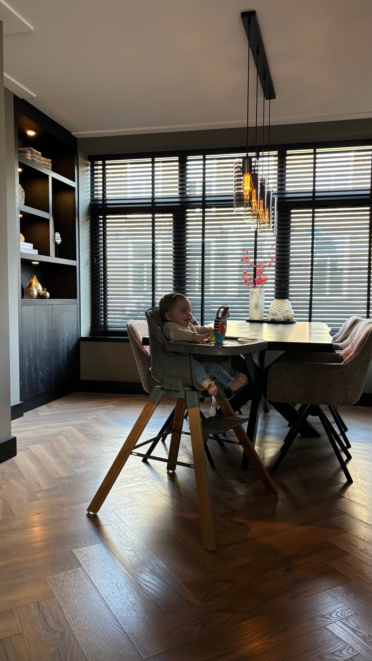 ComfyKidz® Twist 'n Sit 360° | Donkergrijs